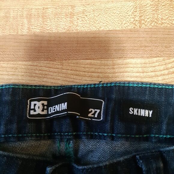 DC Denim Skinny Mid Rise Jeans size 27 - Picture 16 of 16